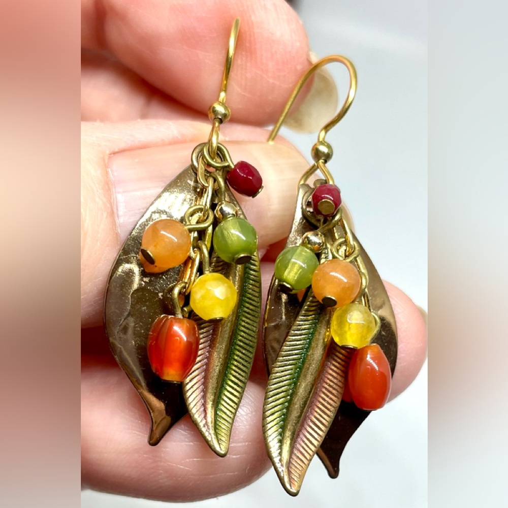 Vintage Brass Bronze 2 Leaf Petite Stone Bead Cluster Earrings Fall Earth Tones